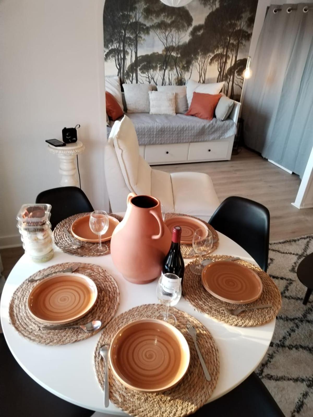 Massilia Calling Appartement Marseille Proche Metro Climatise Bien Decore Exterior foto
